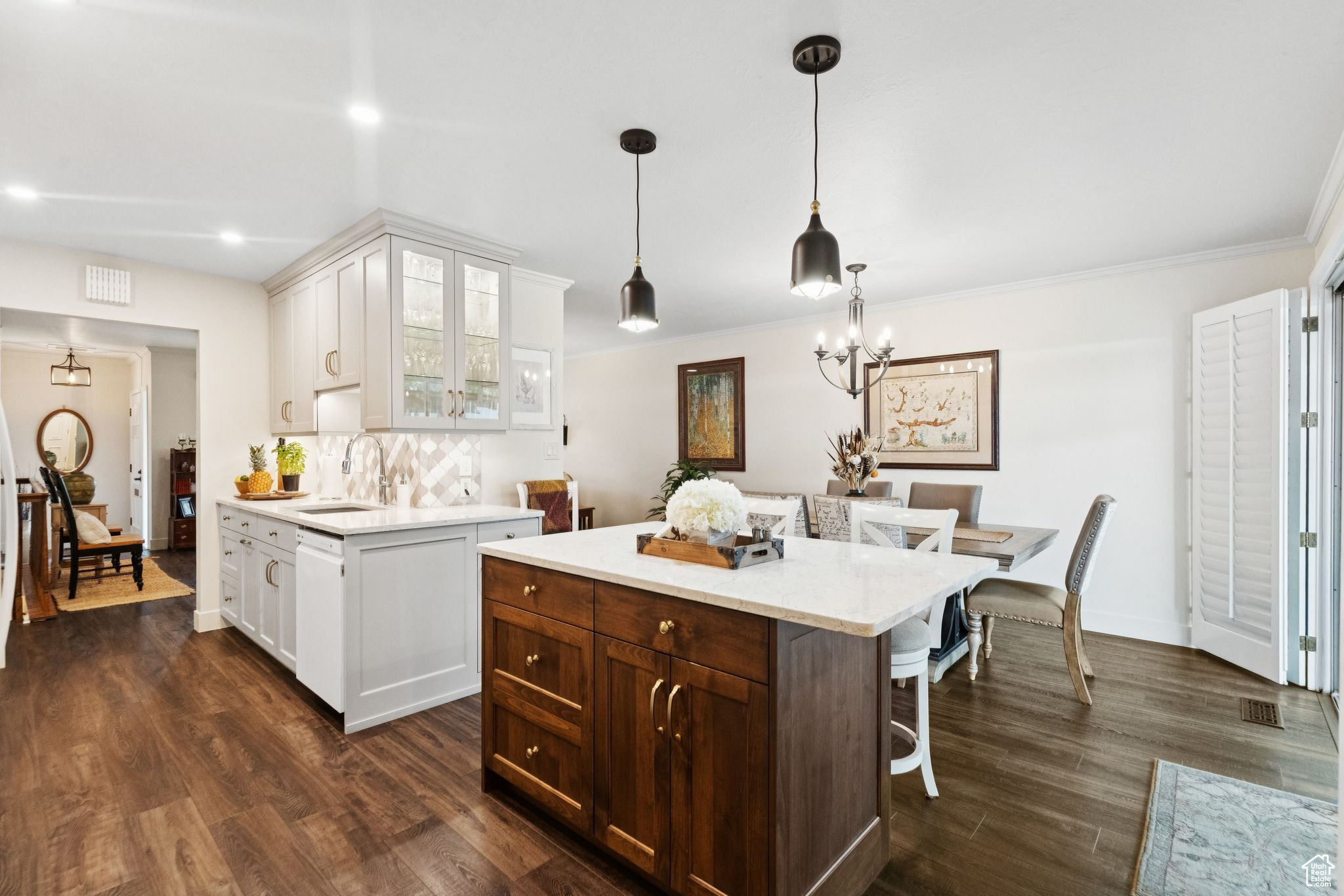 LEXINGTON VILLAGE AT OLD FARM - Residential