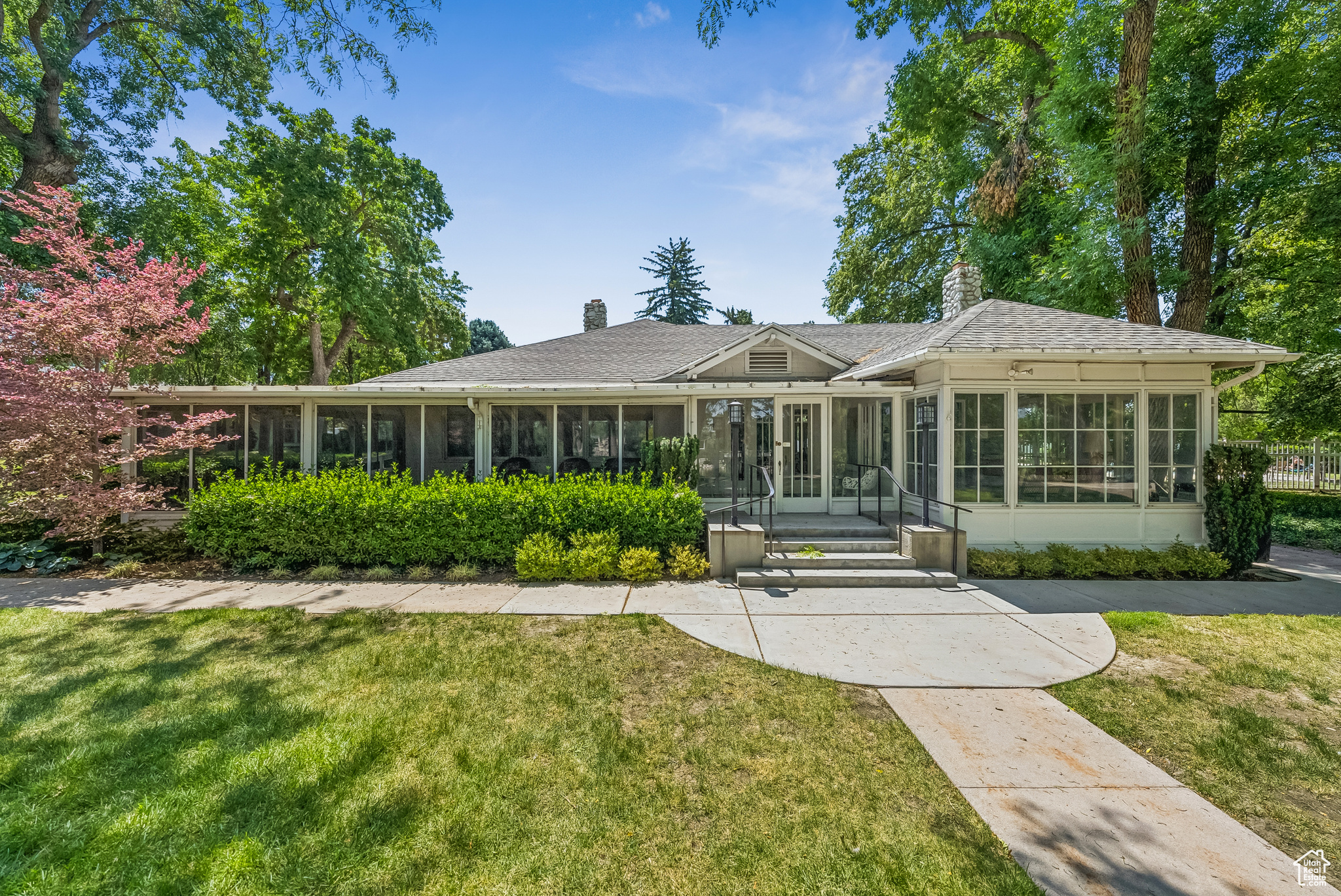 LEXINGTON VILLAGE AT OLD FARM - Residential