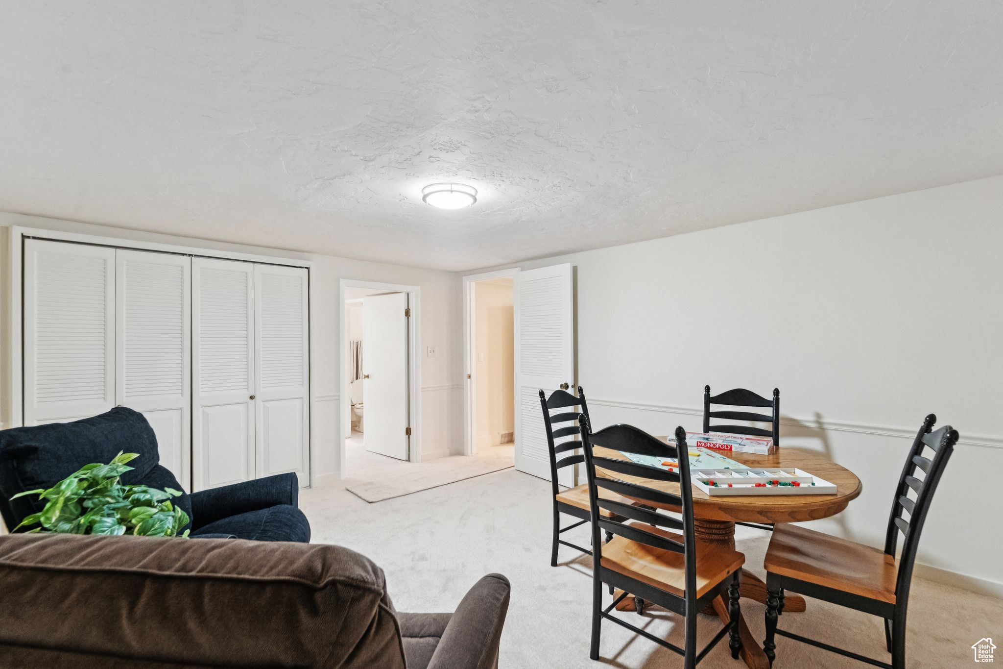 LEXINGTON VILLAGE AT OLD FARM - Residential