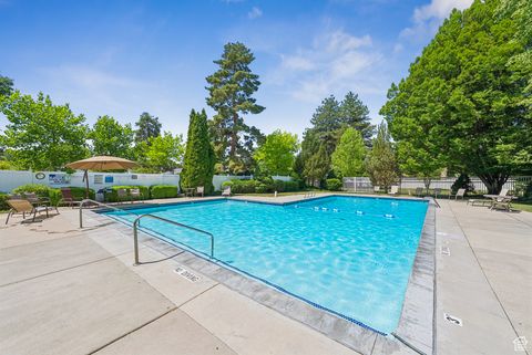 Tiny photo for 4178 S 650 E, Murray, UT 84107 (MLS # 2091715)