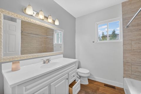 Tiny photo for 736 S 300 W, Lehi, UT 84043 (MLS # 2154395)