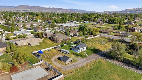 Tiny photo for 736 S 300 W, Lehi, UT 84043 (MLS # 2154395)