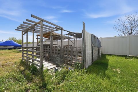 Tiny photo for 736 S 300 W, Lehi, UT 84043 (MLS # 2154395)