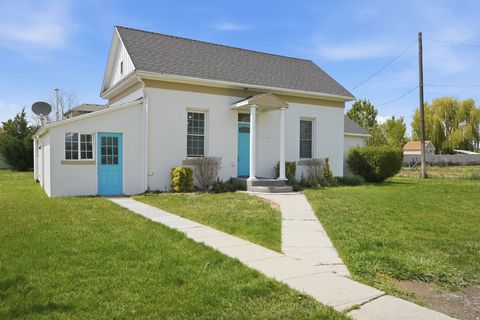 Tiny photo for 736 S 300 W, Lehi, UT 84043 (MLS # 2154395)