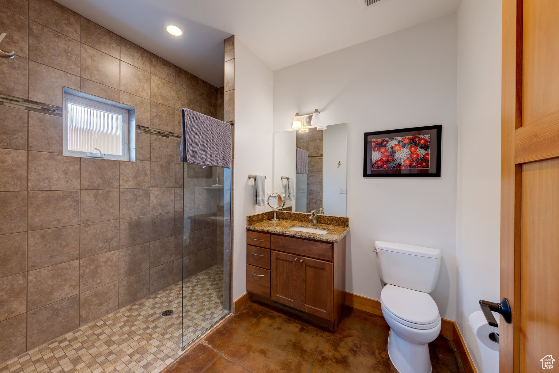 ROBBERS ROOST CONDOS - Residential