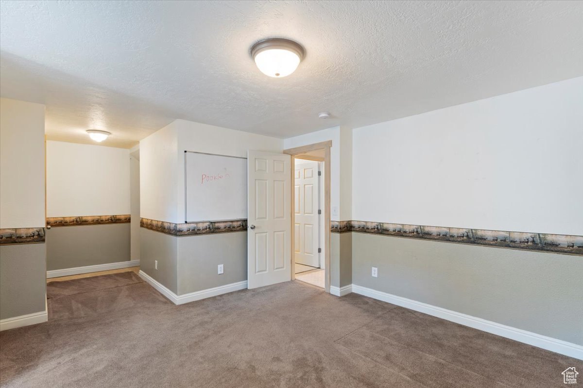 696 S Clearwater Falls Dr, Layton, Utah image 29