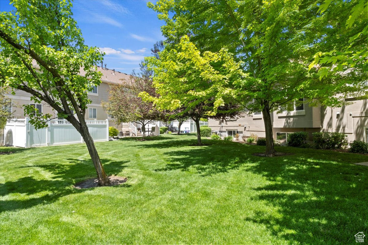 696 S Clearwater Falls Dr, Layton, Utah image 33