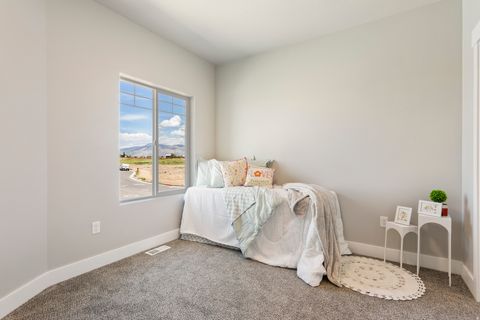 Tiny photo for 3287 S 4950 W, West Haven, UT 84401 (MLS # 2144436)
