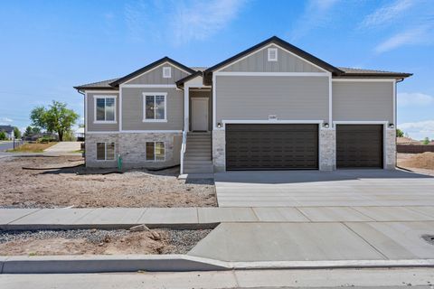 Photo of 3287 S 4950 W, West Haven, UT 84401 (MLS # 2144436)