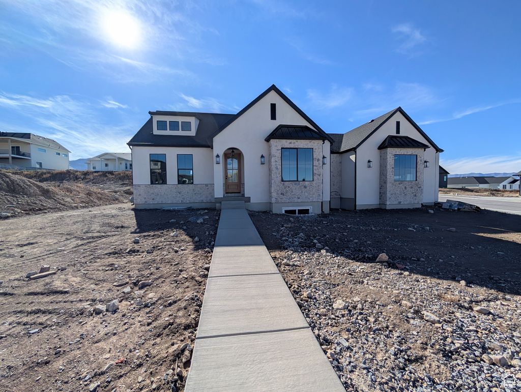 Photo of 1112 E 200 N, Hyde Park, UT 84318 (MLS # 2108145)