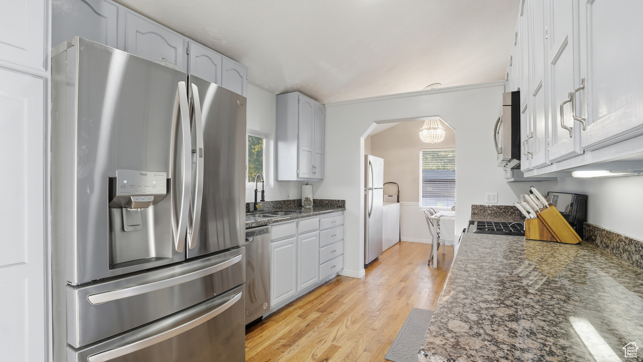 LAKEWAY - Residential