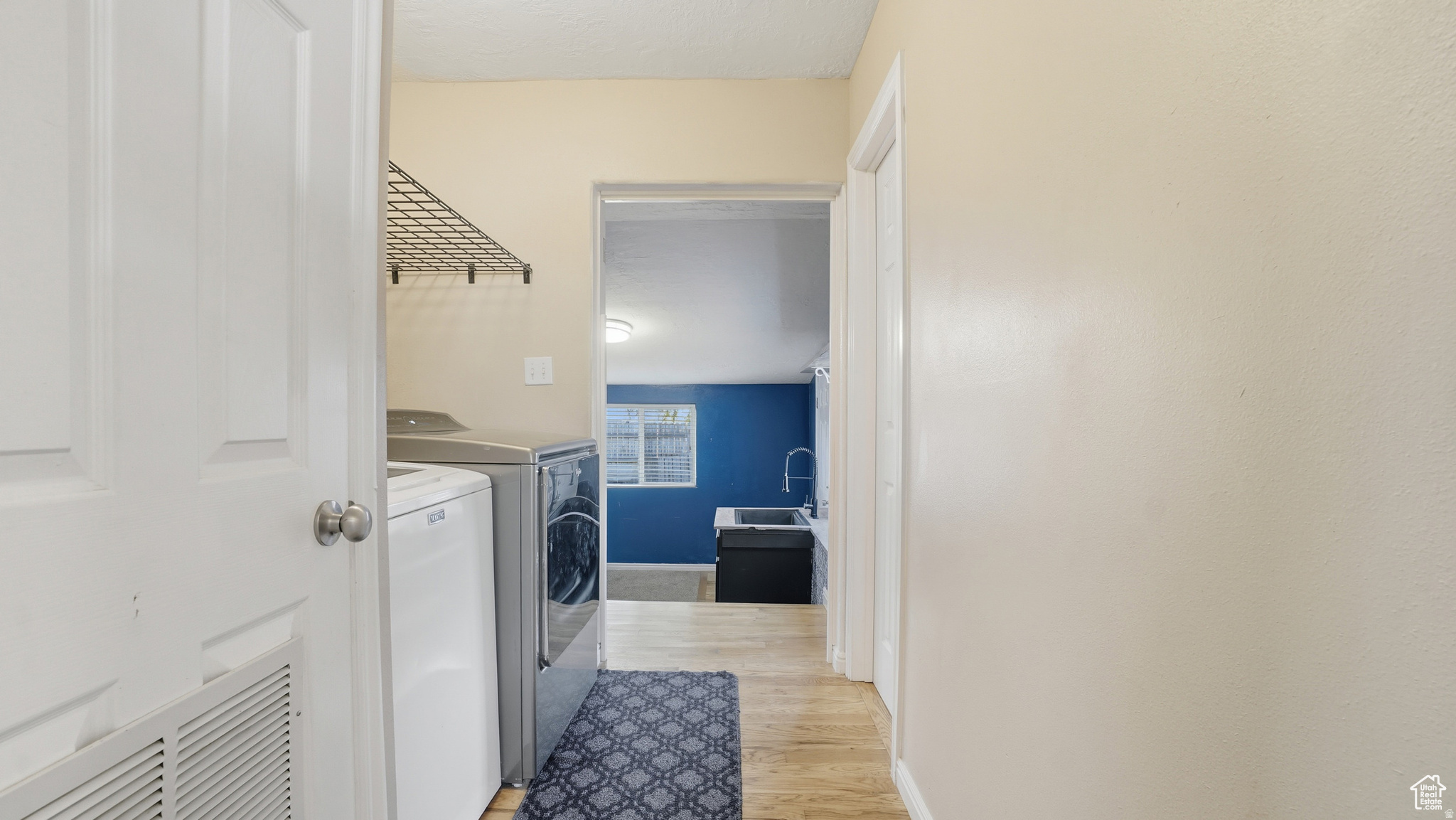 LAKEWAY - Residential