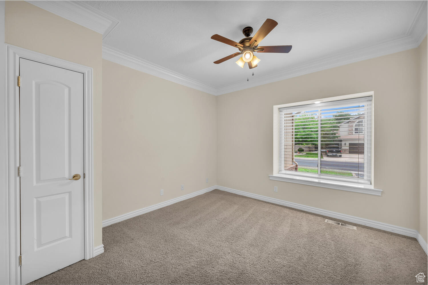 BOULDERS 1 - Residential