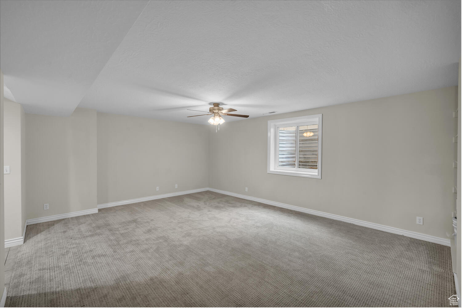 BOULDERS 1 - Residential