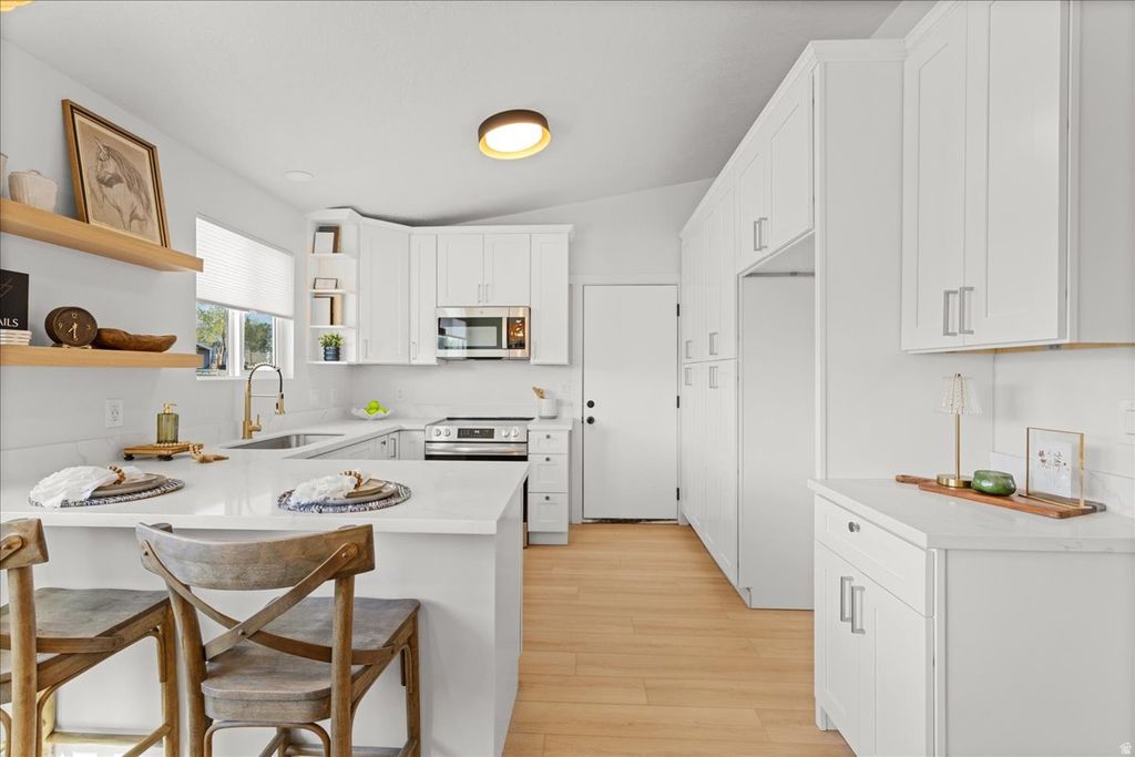 Photo of 431 W CHERRY ST, Grantsville, UT 84029 (MLS # 2153474)