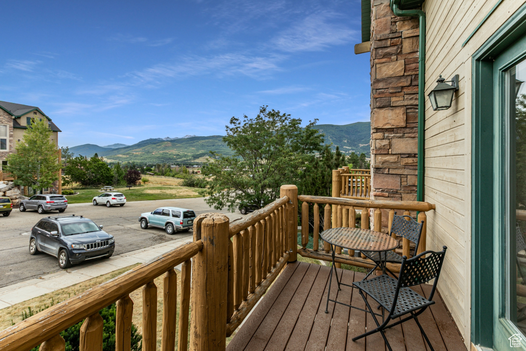 MOOSE HOLLOW - Residential