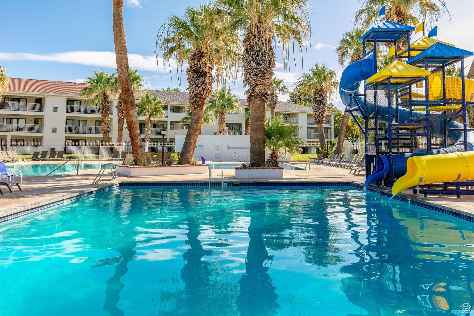 LAS PALMAS RESORT CONDO 1A - Residential