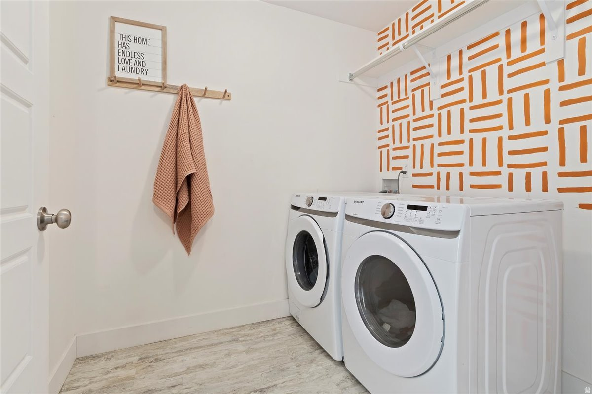 PONY EXPRESS TOWNHOMES - Residential