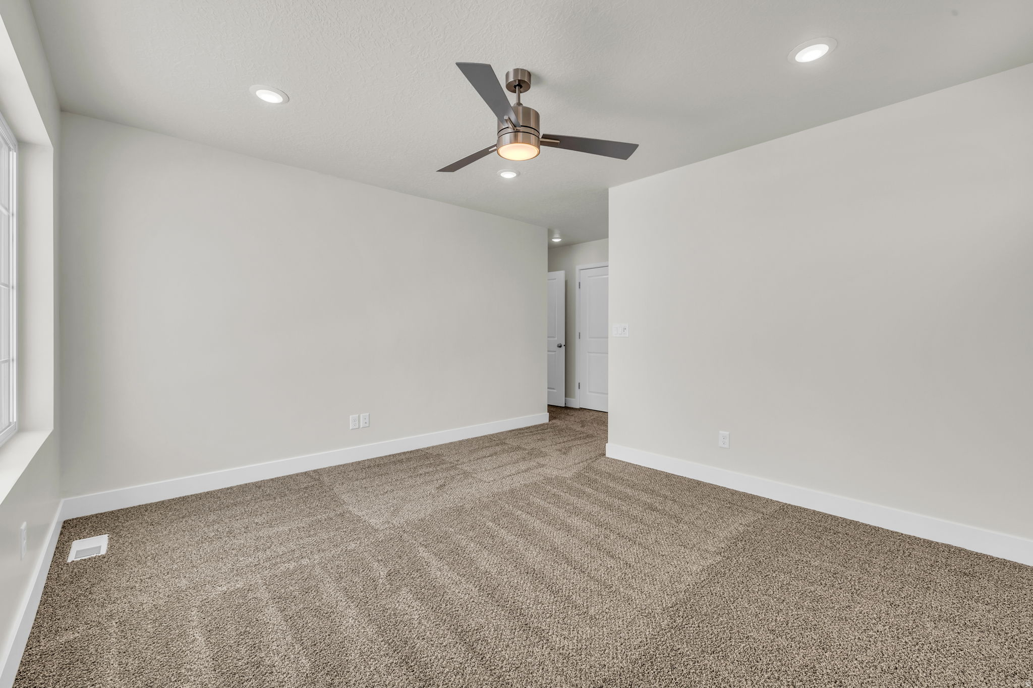 SILVER CREEK - Residential