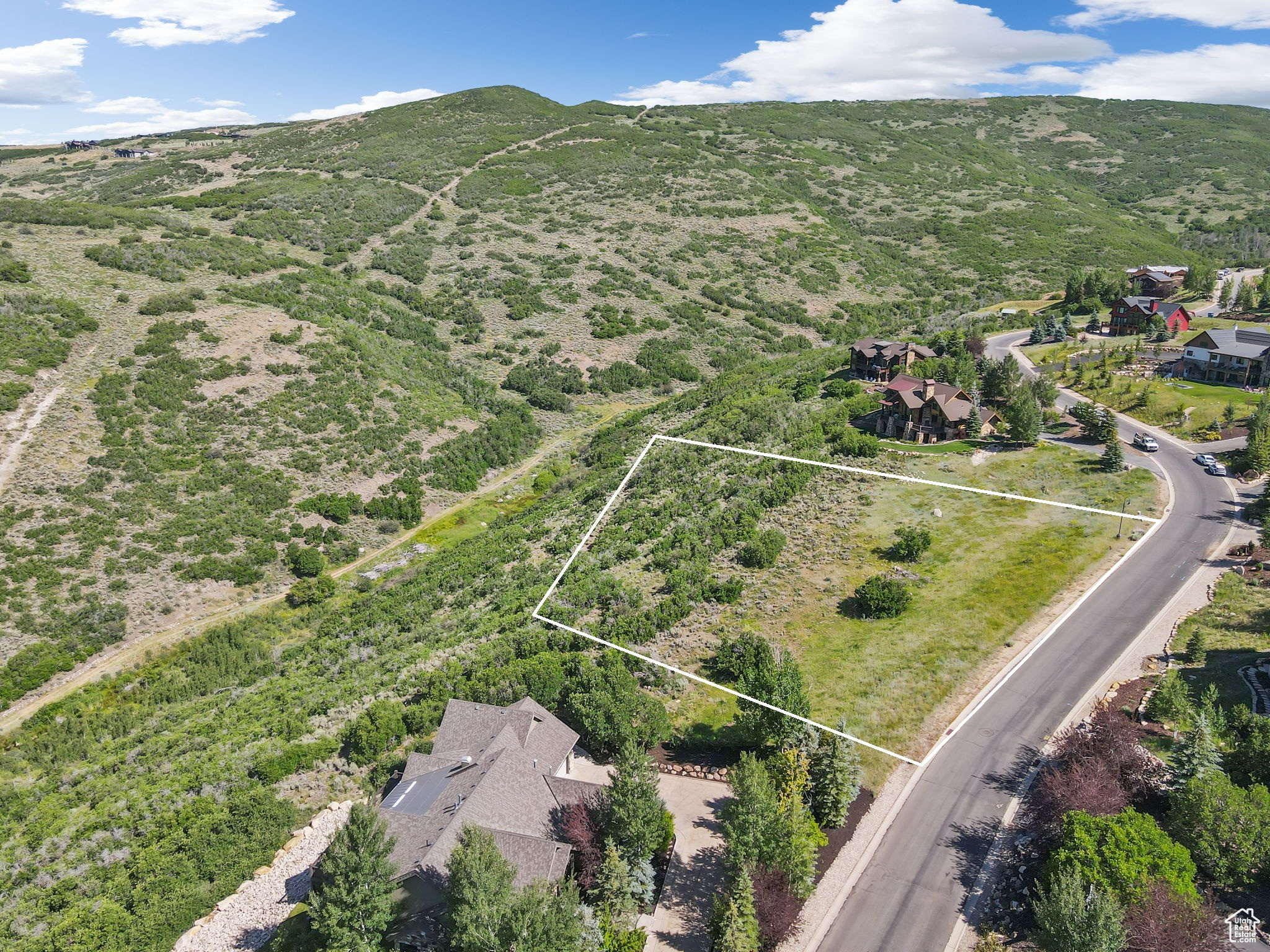 DEER MOUNTAIN - Land