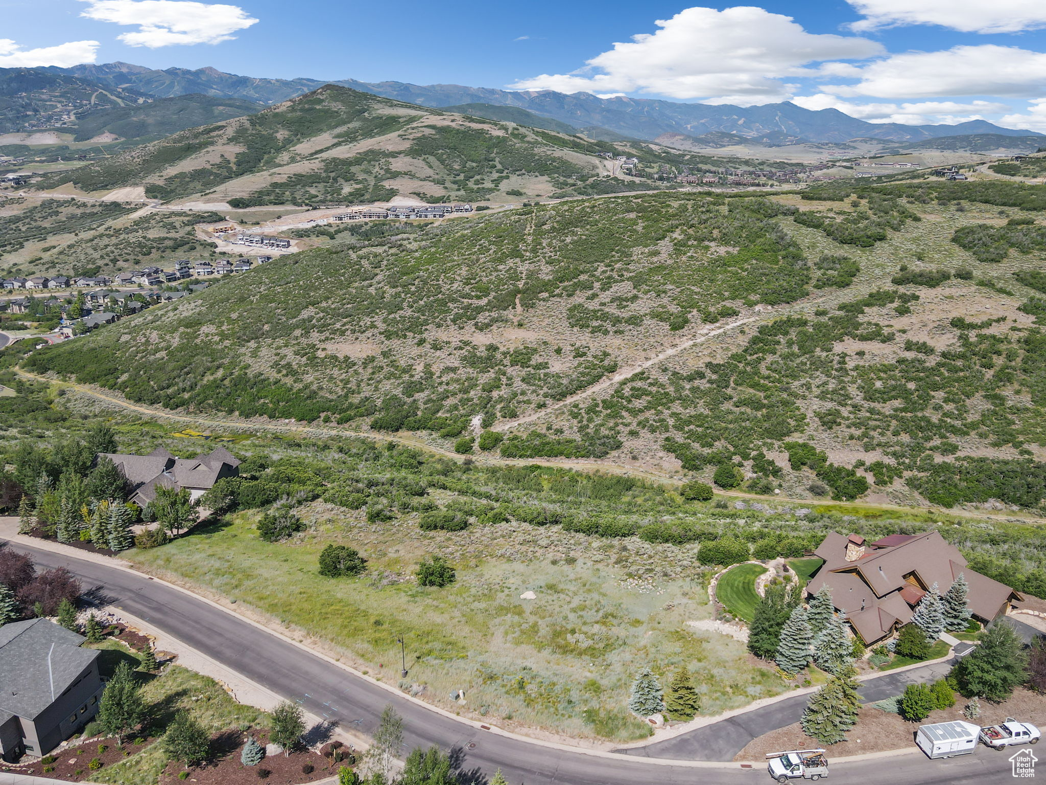 DEER MOUNTAIN - Land