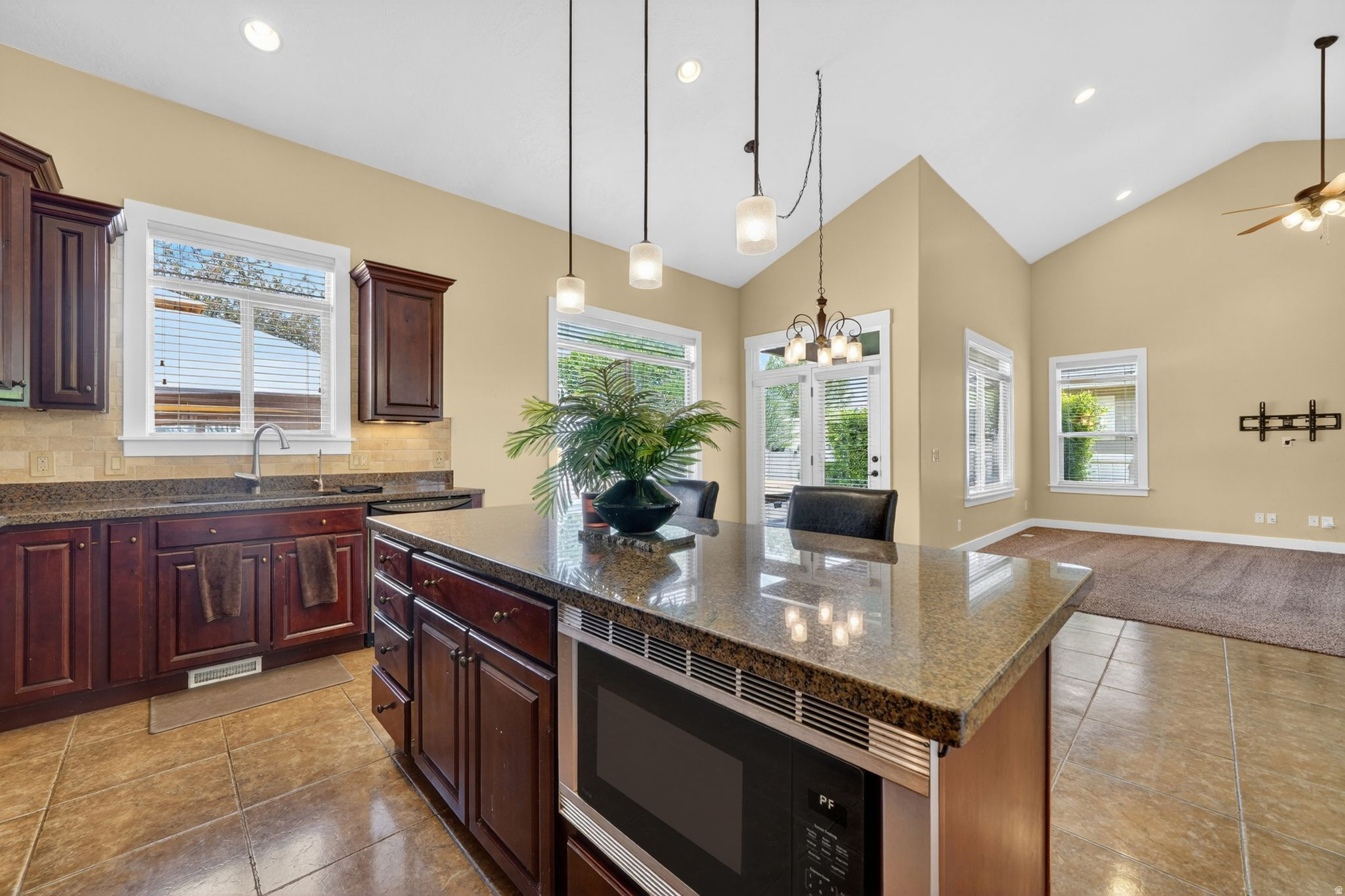 JUNIPER POINT - Residential