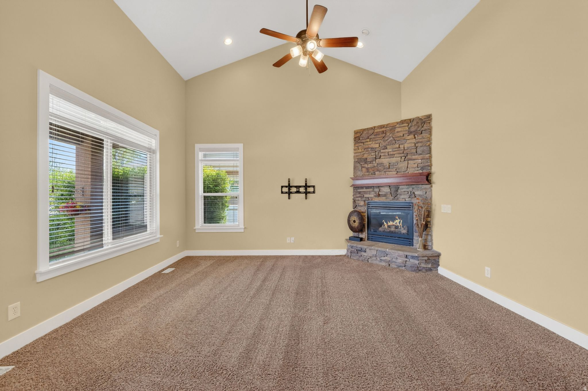 JUNIPER POINT - Residential