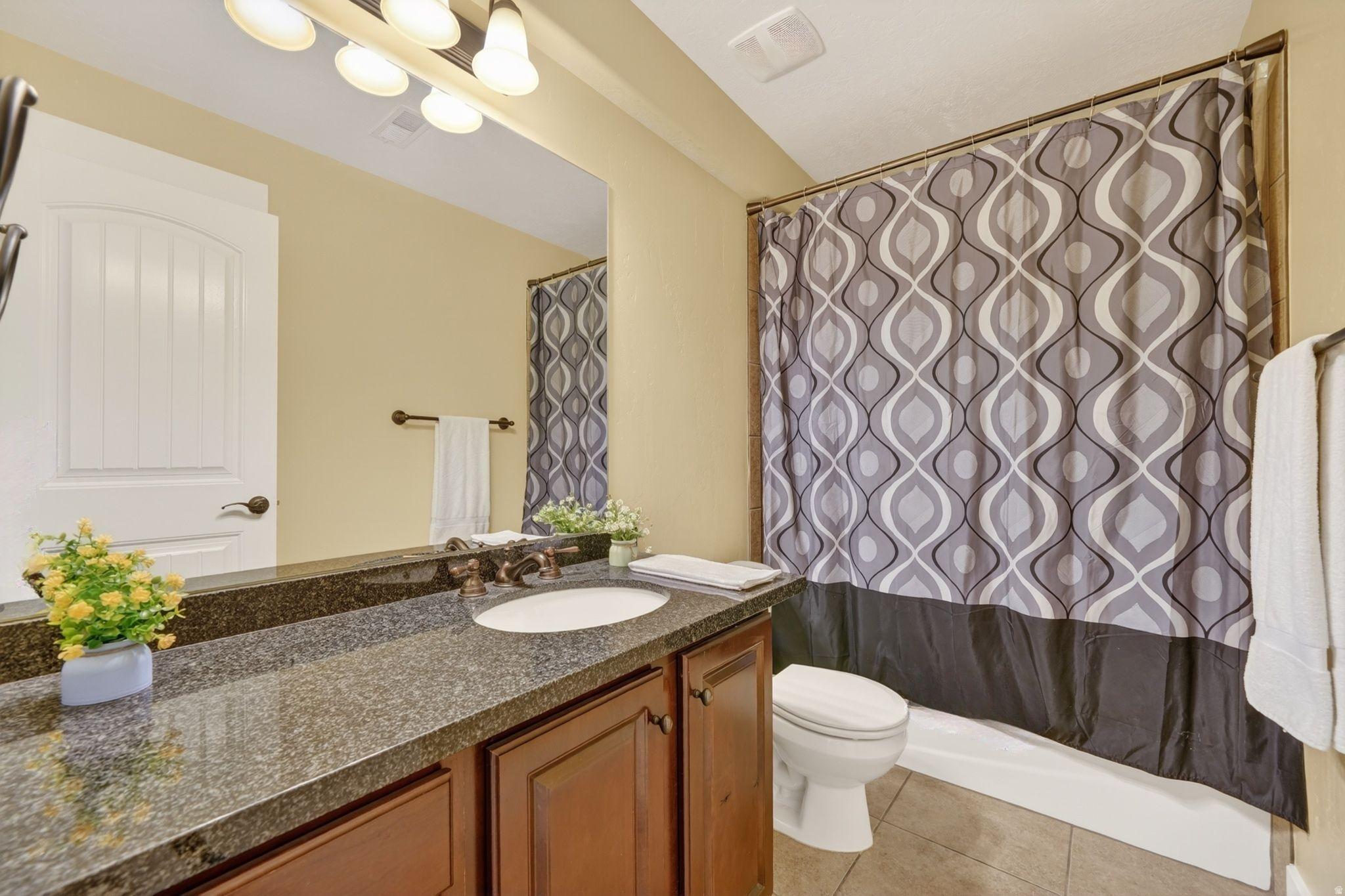 JUNIPER POINT - Residential