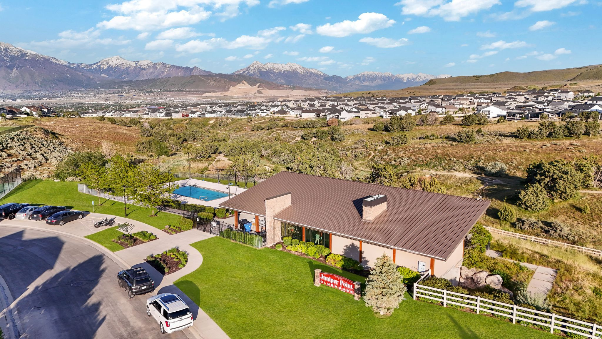 JUNIPER POINT - Residential