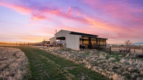 Tiny photo for Santaquin, UT 84655 (MLS # 2144792)