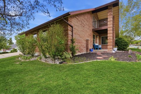 Tiny photo for 962 S VALLEY VIEW DR E, Fruit Heights, UT 84037 (MLS # 2154796)