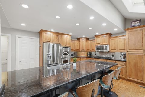 Tiny photo for 962 S VALLEY VIEW DR E, Fruit Heights, UT 84037 (MLS # 2154796)