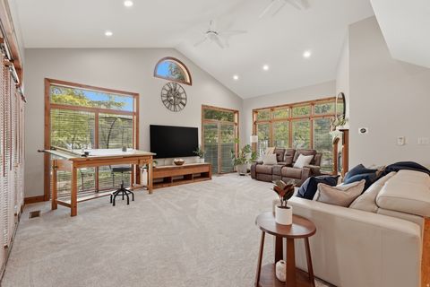 Tiny photo for 962 S VALLEY VIEW DR E, Fruit Heights, UT 84037 (MLS # 2154796)