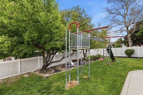 Tiny photo for 962 S VALLEY VIEW DR E, Fruit Heights, UT 84037 (MLS # 2154796)