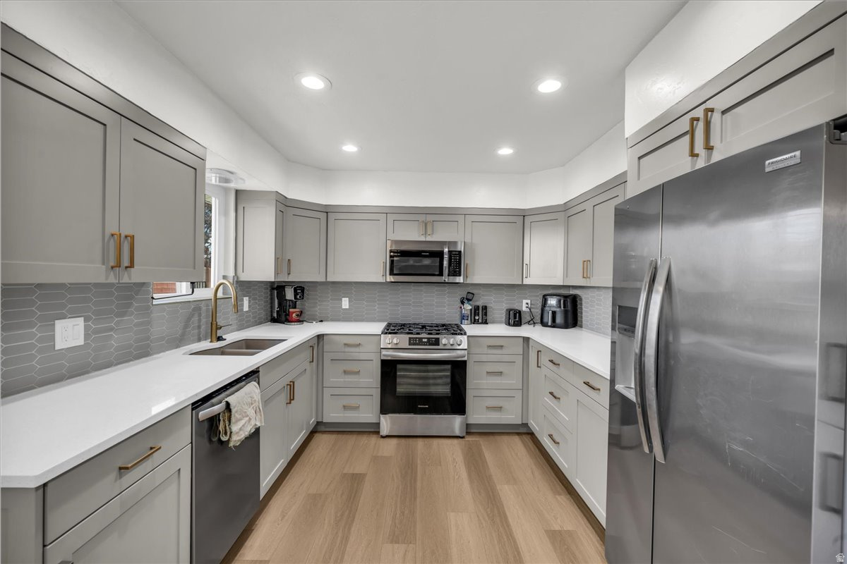 WARM SPRINGS - Residential