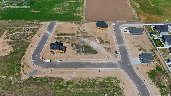 3153 W 3125 S 18, OGDEN, UT 84401 - Image 7d8b91d663f1d9d4d99ae30a4a4e1437/1513829800