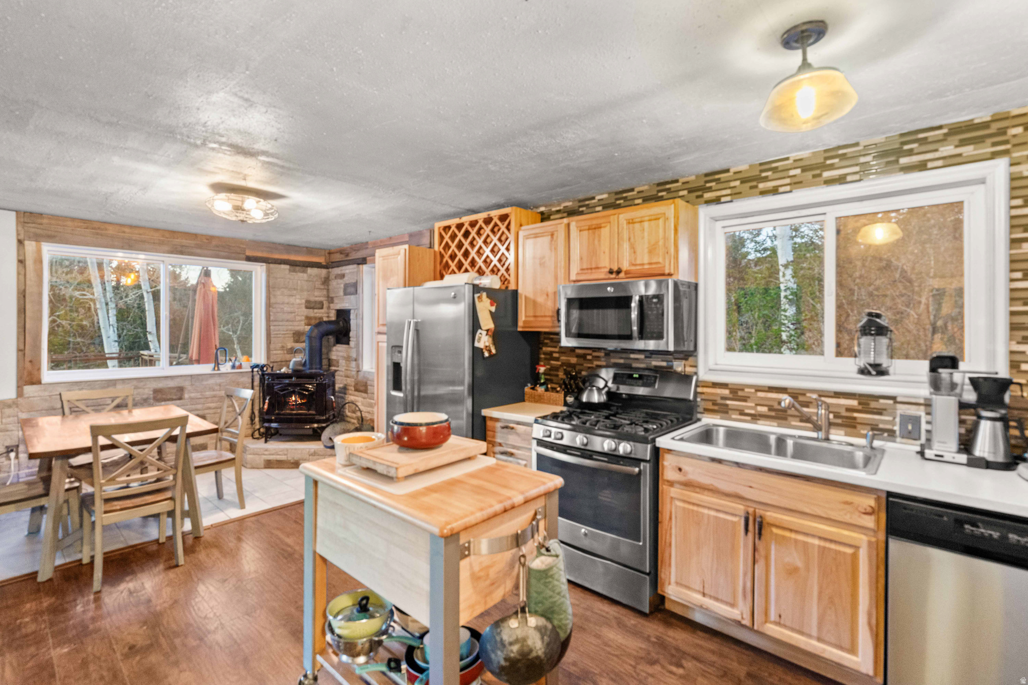 TIMBER LAKES - Residential