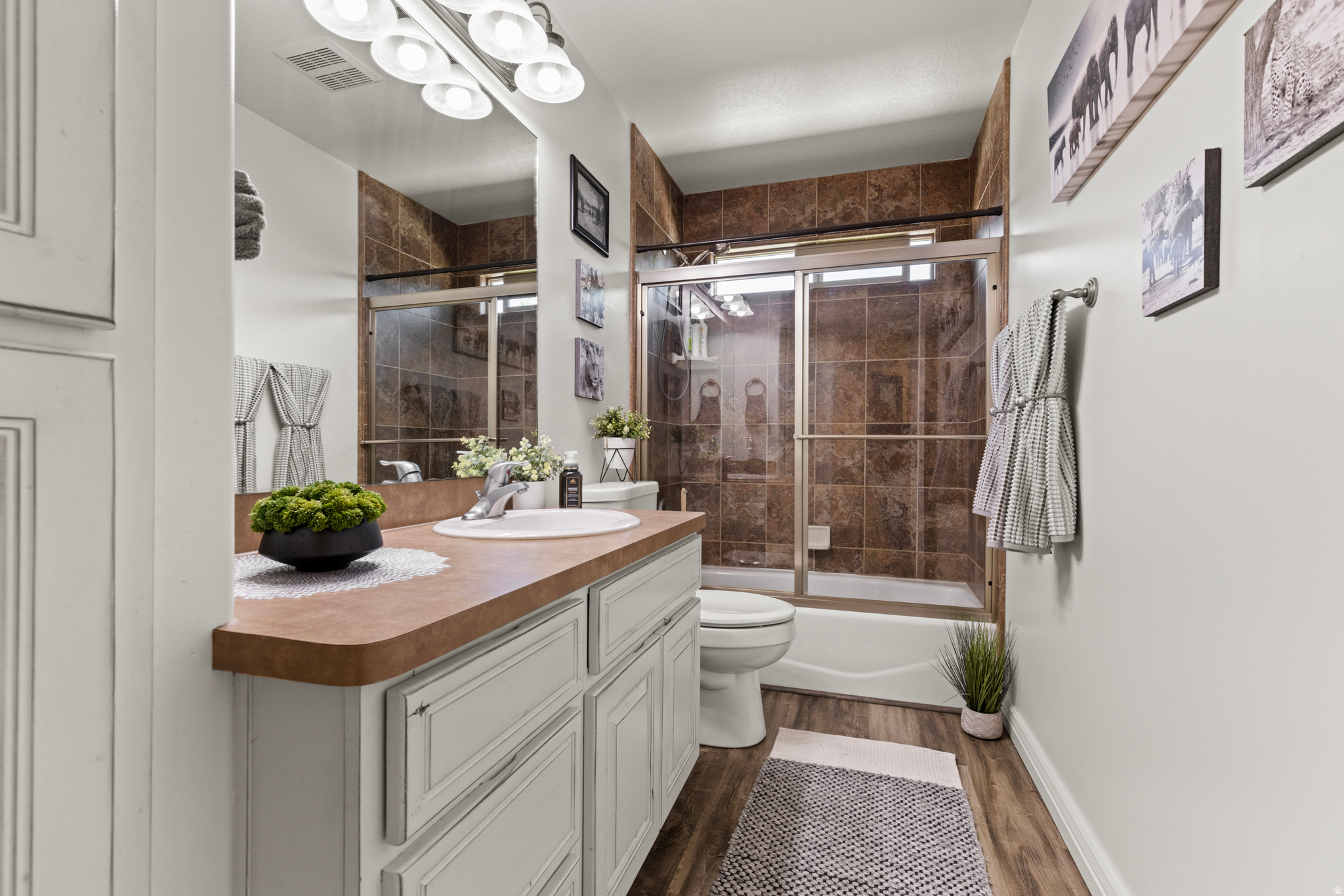 RIVER GLEN SUBDIVISION - Residential