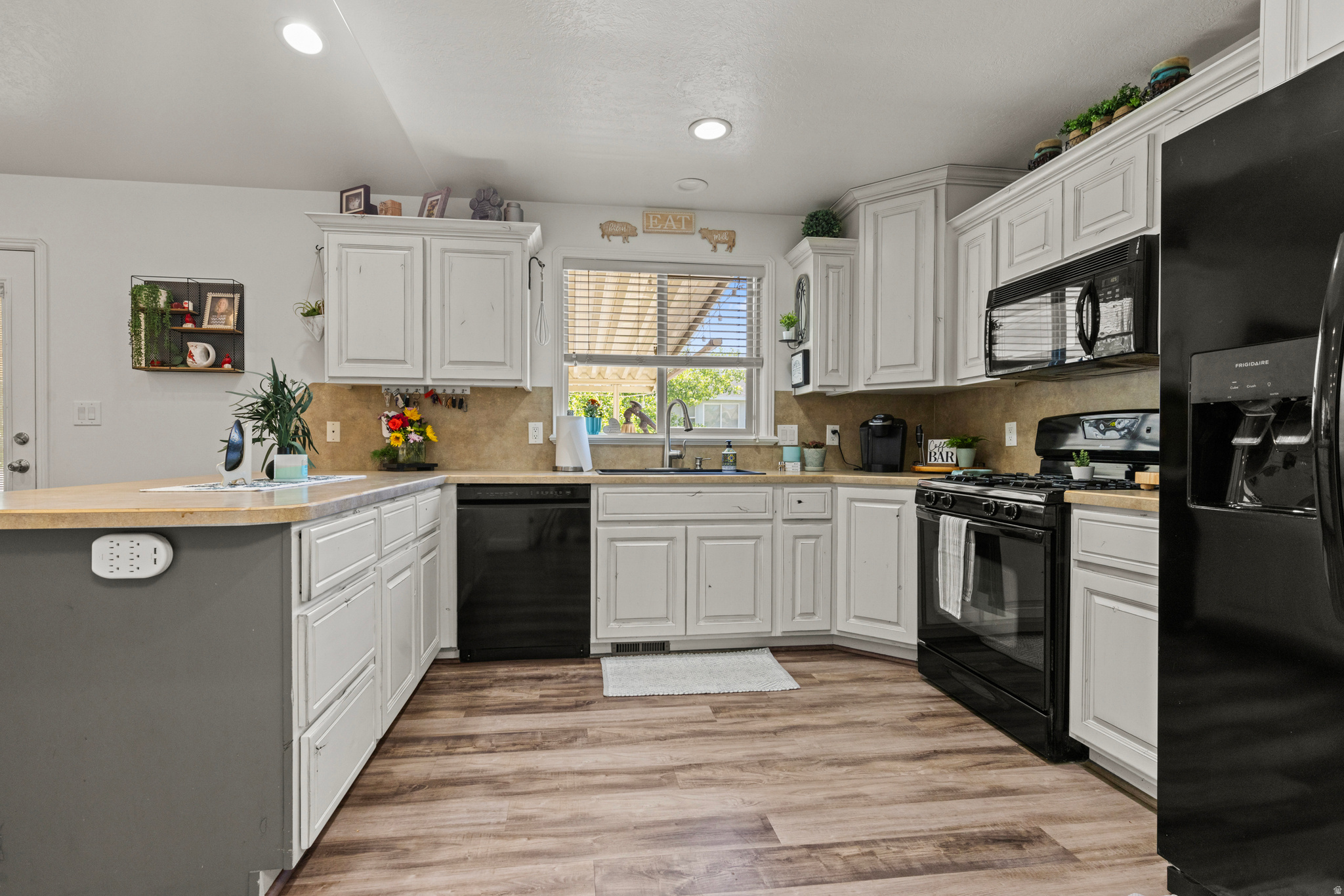RIVER GLEN SUBDIVISION - Residential