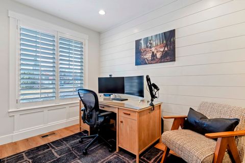 Tiny photo for 141 W GAILEY LN, Kaysville, UT 84037 (MLS # 2139199)