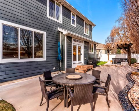 Tiny photo for 141 W GAILEY LN, Kaysville, UT 84037 (MLS # 2139199)