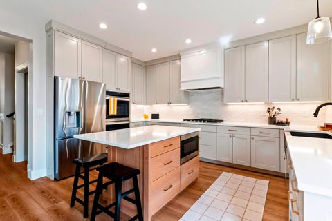 Tiny photo for 141 W GAILEY LN, Kaysville, UT 84037 (MLS # 2139199)