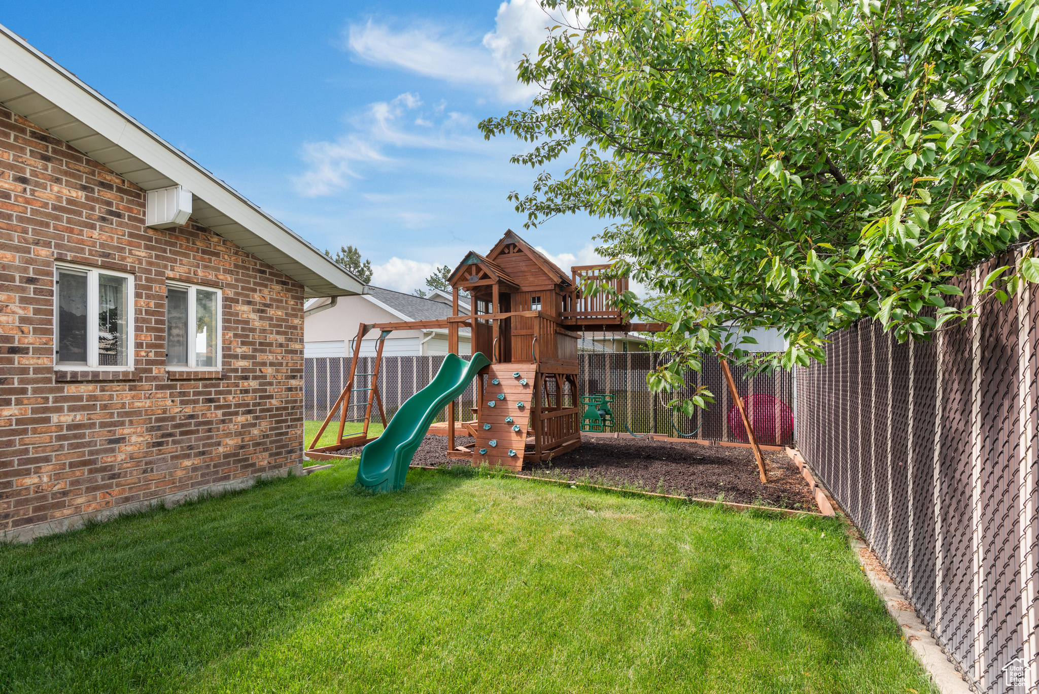 638 N Frontage Rd, Centerville, Utah image 24