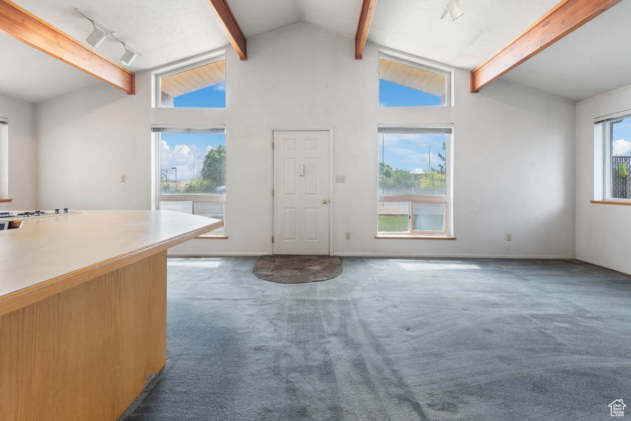638 N Frontage Rd, Centerville, Utah image 9
