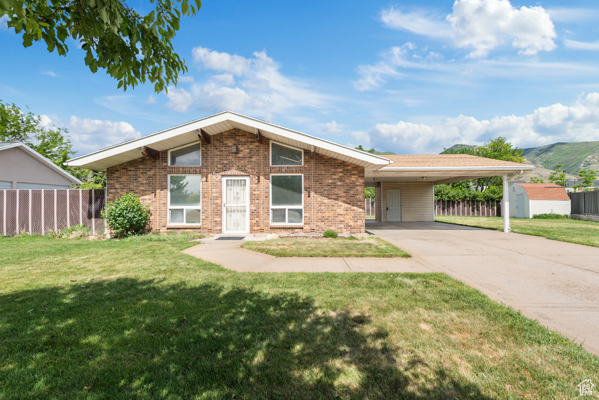 638 N Frontage Rd, Centerville, Utah image 2