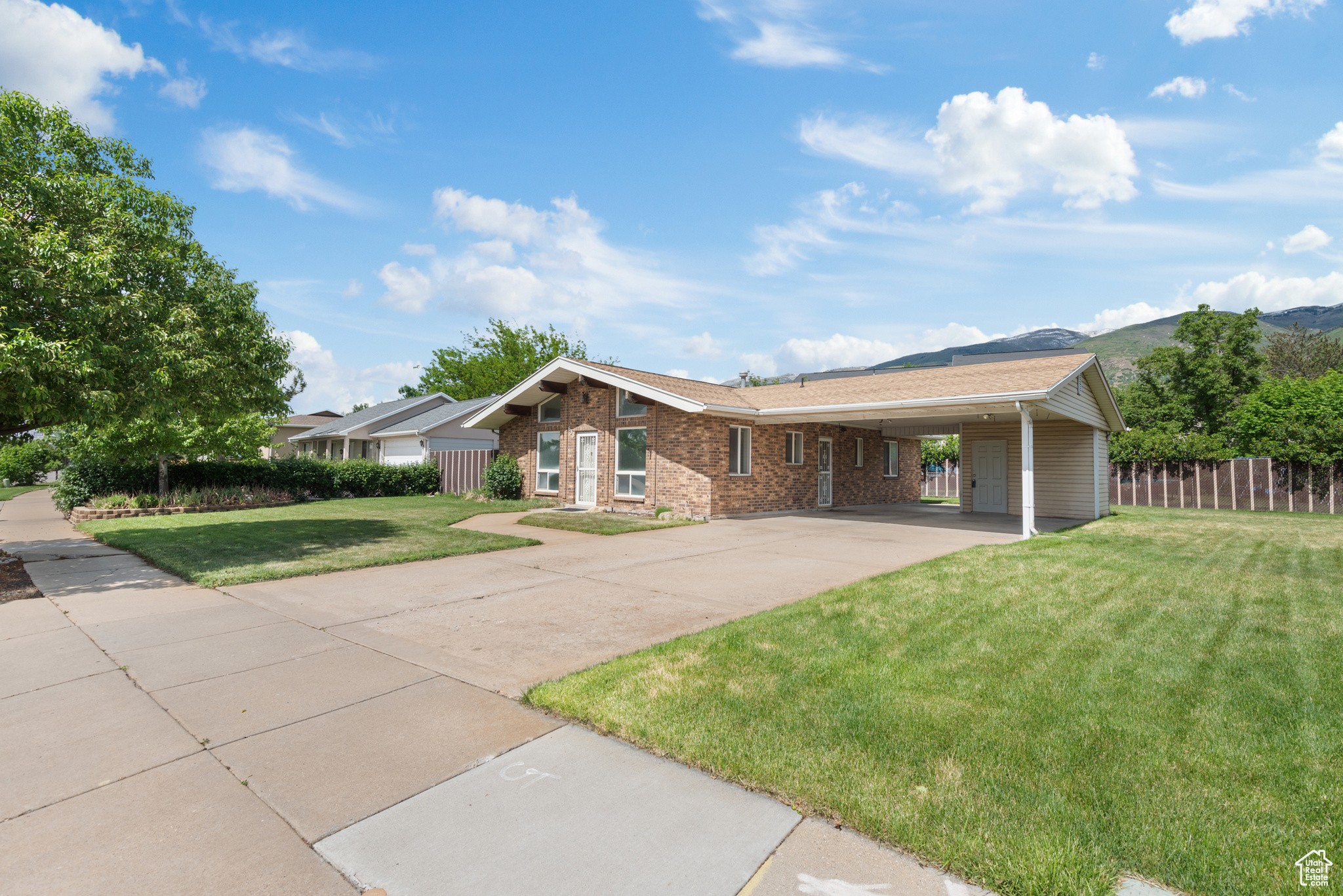 638 N Frontage Rd, Centerville, Utah image 3