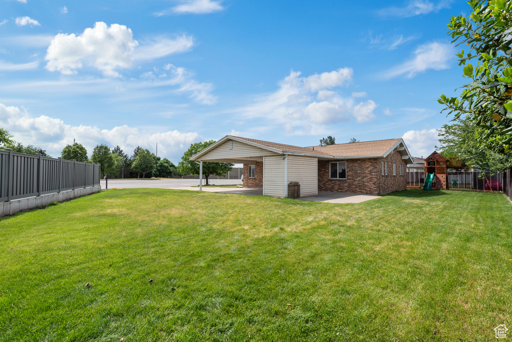 638 N Frontage Rd, Centerville, Utah image 23