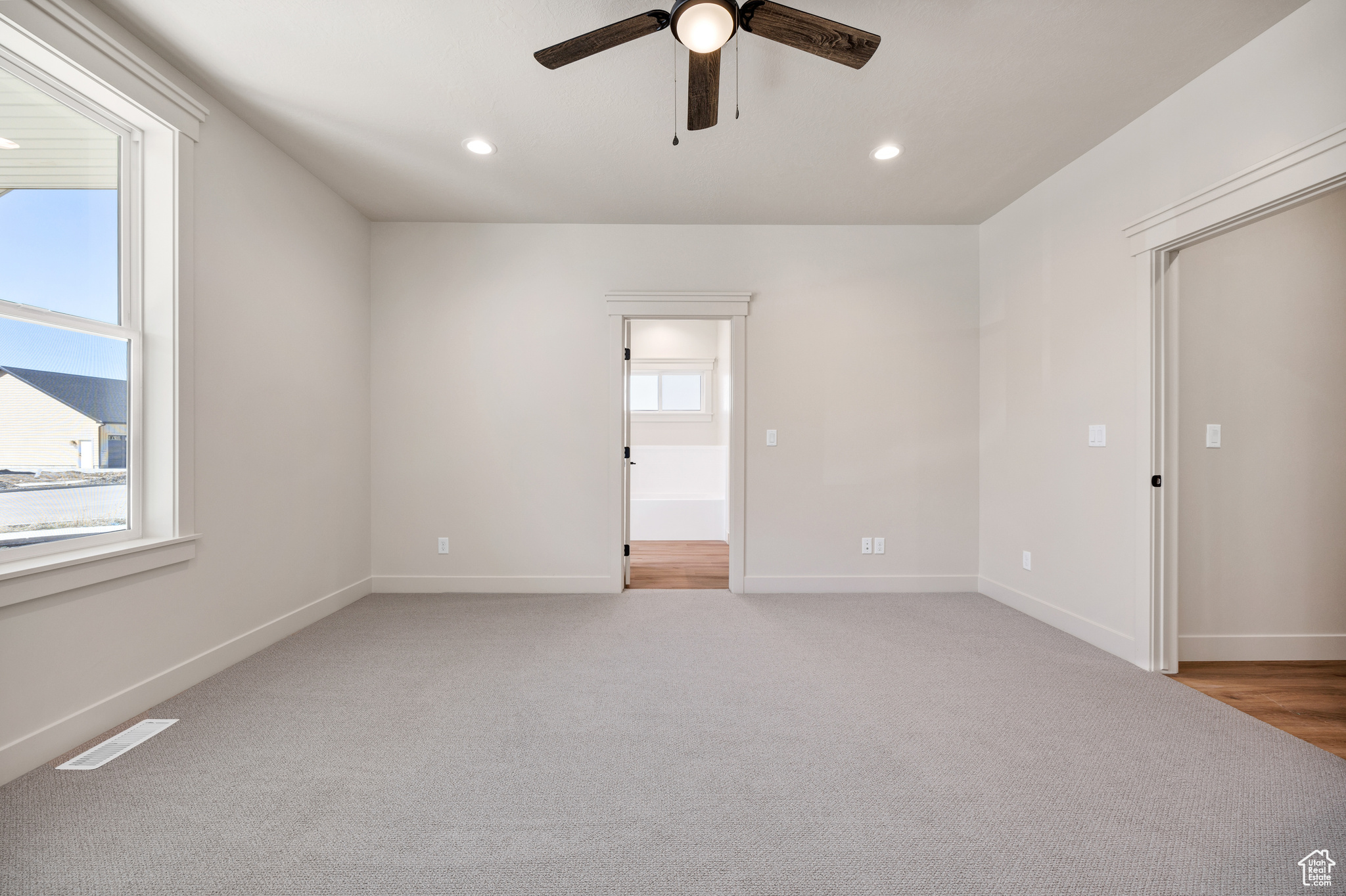 FOOTHILL LOFTS - Residential