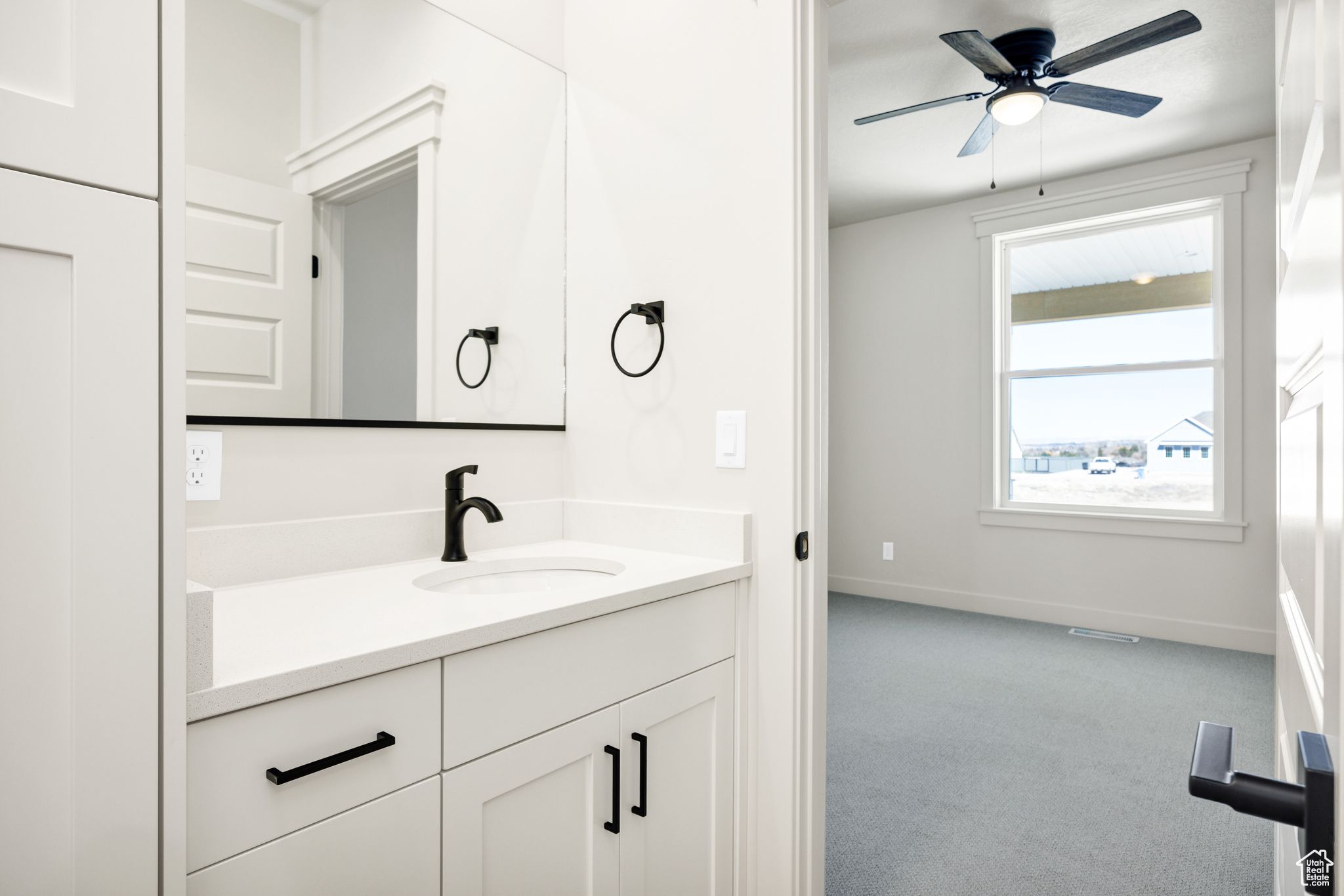 FOOTHILL LOFTS - Residential