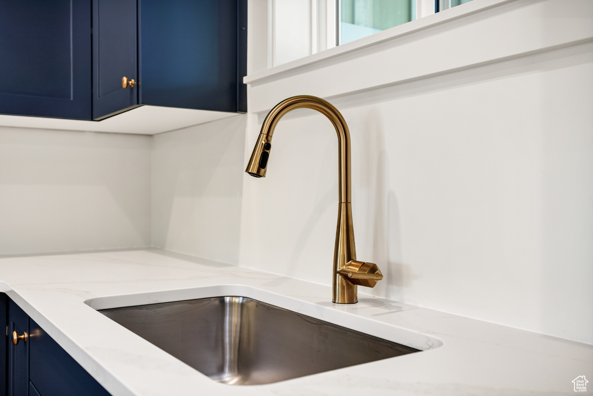 FOOTHILL LOFTS - Residential